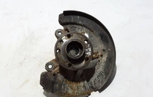 Volvo XC70 Front wheel hub 31277364