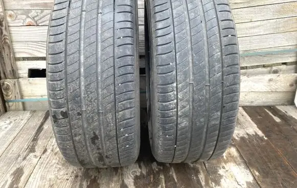 Volkswagen Golf VII R17 summer tire 