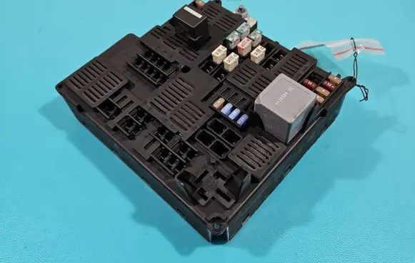 Volvo V90 Cross Country Fuse box set 31473570 IMPRK1401723
