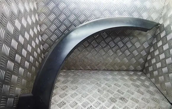 Chevrolet Captiva Front arch trim 96439704
