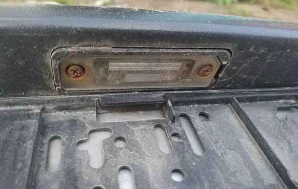 Volkswagen Polo IV 9N3 Number plate light