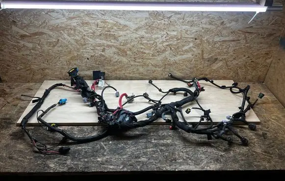 Dacia Sandero Engine installation wiring loom 240115323R 040000