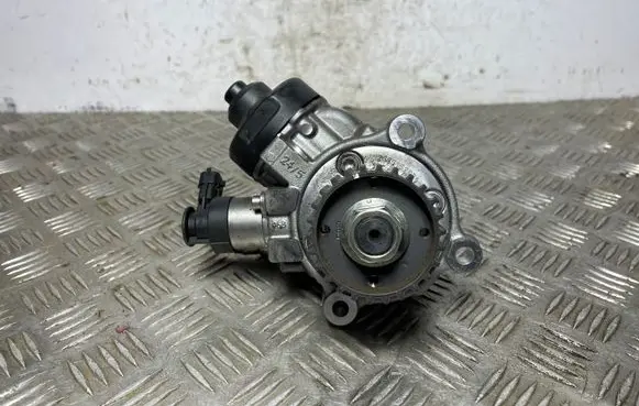 Jeep Cherokee Fuel injection high pressure pump 0445010747 2605152031