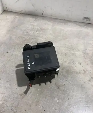 Volkswagen Golf VII ABS Pump 3Q0907379C 3Q0614517C