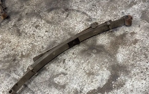 Mitsubishi L200 Rear leaf spring 