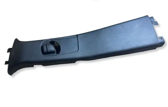 Dodge Durango III (B) pillar trim (top) 