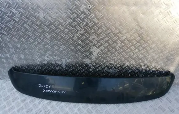 Mitsubishi Space Runner Tailgate/trunk spoiler 