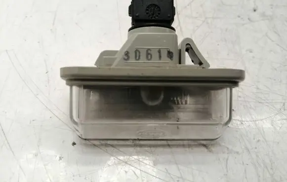 Toyota Avensis T250 Number plate light 8127005042