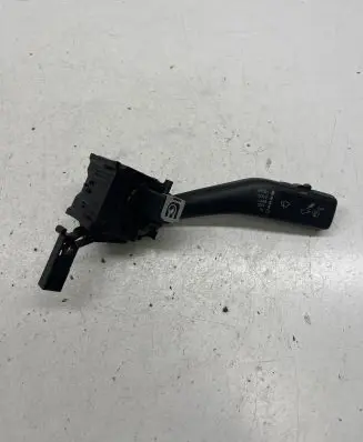 Skoda Superb B6 (3T) Wiper control stalk 1K0953519K