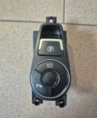 Hyundai i40 Hand parking brake switch 39R2H01910