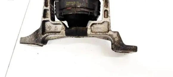 Ford Focus Engine mount bracket 3M516F012CG 3M51-6F012-CG