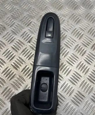 Peugeot 406 Electric window control switch 26267