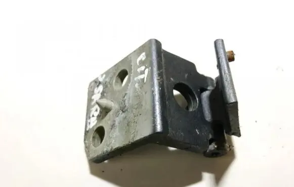 Citroen Xsara Front door upper hinge