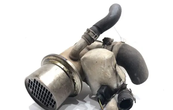 Skoda Octavia Mk3 (5E) EGR valve cooler 04L131512BH