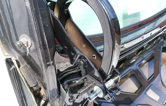 Skoda Superb B6 (3T) Tailgate/trunk/boot hinge 3t0827152