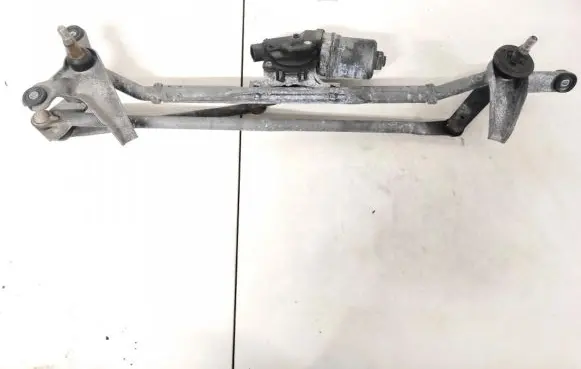 Land Rover Discovery Sport Front wiper linkage and motor