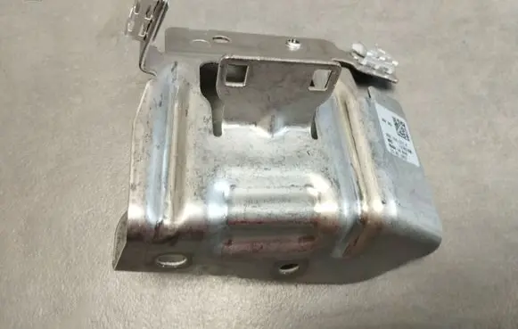 Other engine bay part