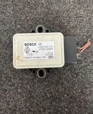 Nissan Qashqai ESP acceleration yaw rate sensor 479300006R 7031505 0265005757