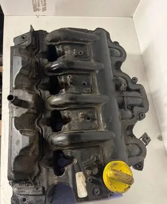 Renault Master II Rocker cam cover 8200239705