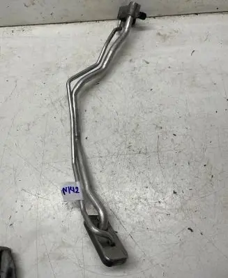 BMW X5 E70 Air conditioning (A/C) pipe/hose 6945725 6749M