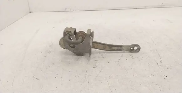 BMW 5 E34 Rear door check strap stopper 1938876 5121