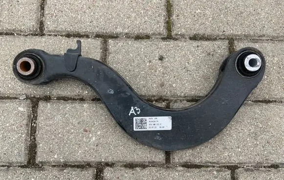 Rear control arm
