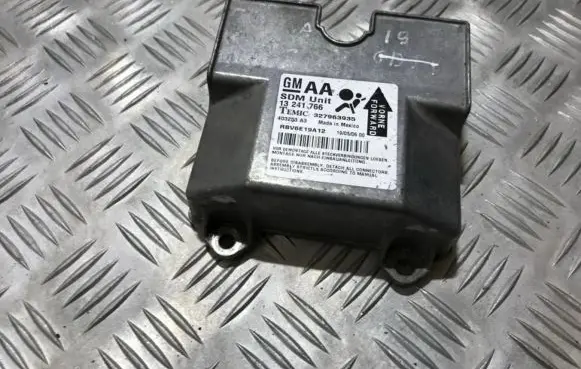 Opel Zafira B Airbag control unit/module 13241766 13241766aa