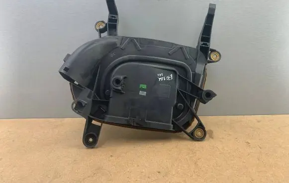BMW X5 E70 Air filter box 7812061 13717812061