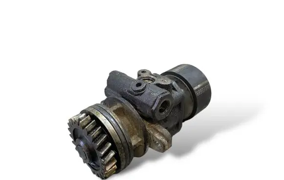 Volkswagen Touareg I Power steering pump 7H0422153A 0122705