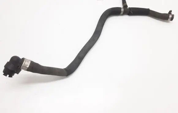 Volvo XC90 Engine coolant pipe/hose 30745309