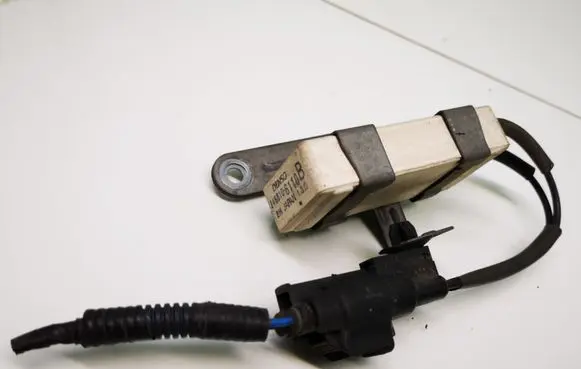 Toyota Yaris Coolant fan relay 2468106110
