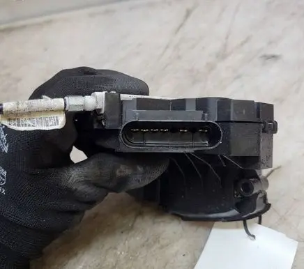 Ford Galaxy Rear door lock EM2AR26412CE