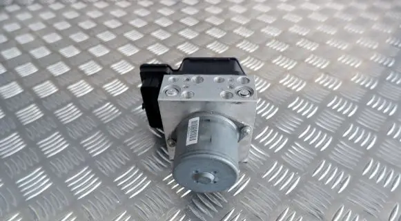 Volkswagen Tiguan ABS Pump 5N0614109BD