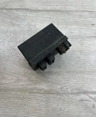 Jaguar S-Type Glow plug pre-heat relay 0281003018