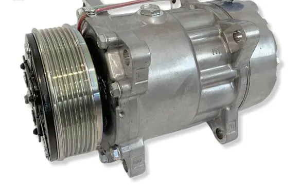 Volkswagen Transporter - Caravelle T5 Air conditioning (A/C) compressor (pump) 67580 701820805D 701820805F
