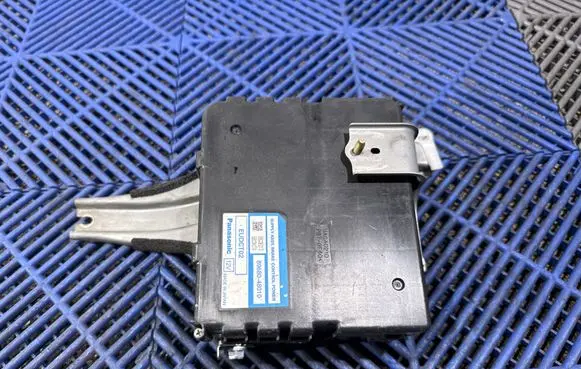 Lexus RX 330 - 350 - 400H Brake system control unit/module 8968048010