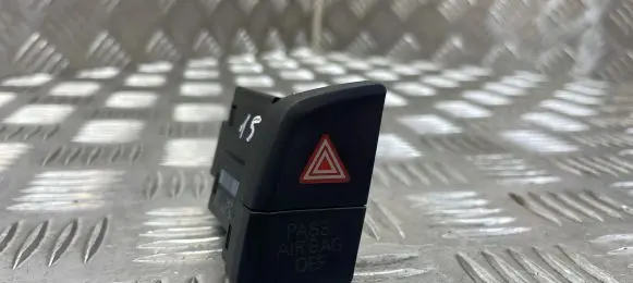 Audi Q5 SQ5 Hazard light switch 8R2941509A 8R2941509