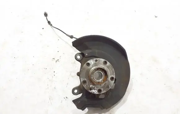 Nissan Qashqai Front wheel hub 400154EA0A