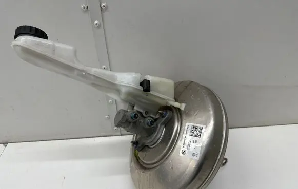 BMW 2 F46 Brake booster 6854545