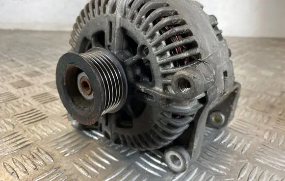 BMW 5 E60 E61 Generator/alternator 4433080116 40530821
