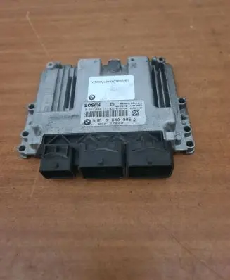 Mini One - Cooper Clubman R55 Engine control unit/module 7640005 1039S24097 0261S04161