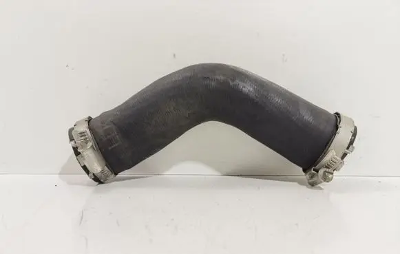 Audi Q7 4L Intercooler hose/pipe 4L0145980C