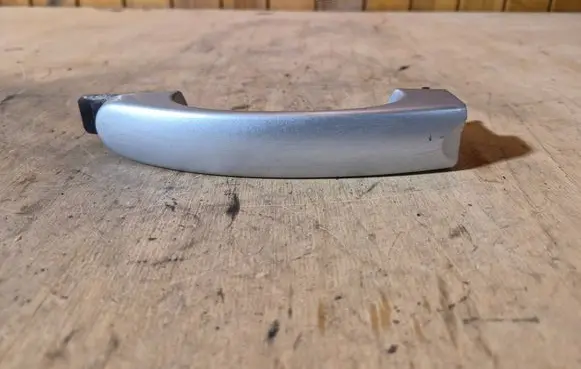 Volkswagen Touran I Front door exterior handle 7H0837209