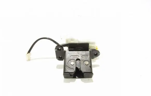 Mazda 3 I Tailgate/trunk/boot lock/catch/latch