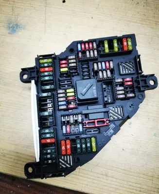 BMW 7 F01 F02 F03 F04 Fuse module 9264924