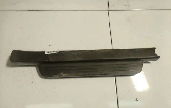 Toyota Yaris Front sill trim cover 679130D020