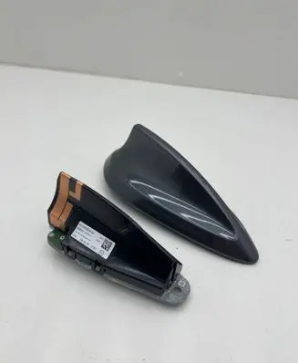 BMW 4 F36 Gran coupe Aerial GPS antenna 9303034 9287081