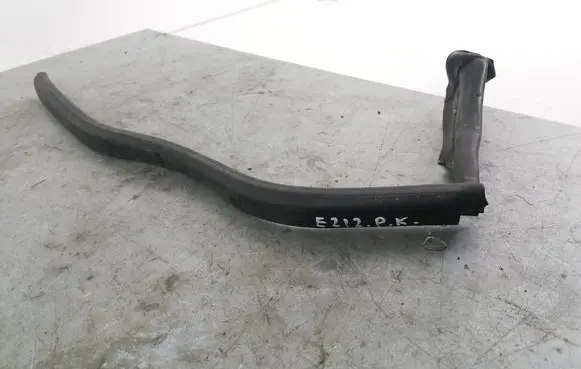 Mercedes-Benz E W212 Other engine bay part A2126280598