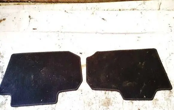 Nissan Leaf I (ZE0) Front floor carpet liner 