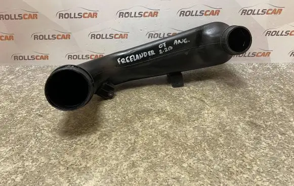 Land Rover Freelander 2 - LR2 Air intake hose/pipe 6G929C623AD 6652A